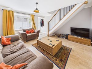 Living room- click for photo gallery